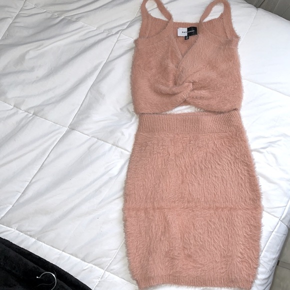 Crop Tank & Skirt SET - Picture 5 of 13